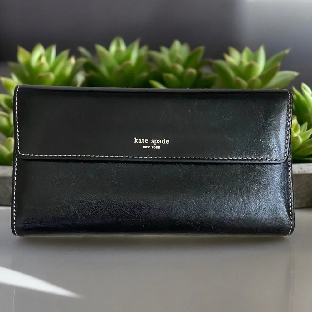 Beautiful Kate Spade Black Italian Leather Wallet